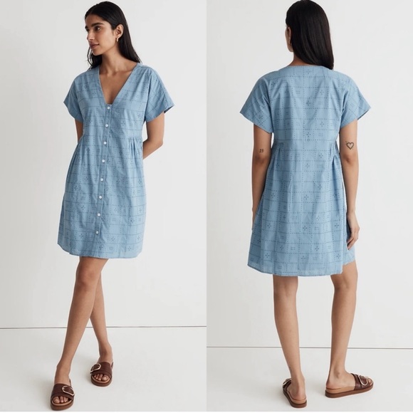 Madewell Dresses & Skirts - Madewell v-neck blue eyelet mini dress
